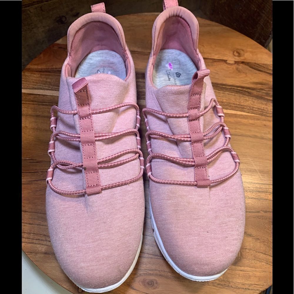 Clarks cloudsteppers.  Inv 5408